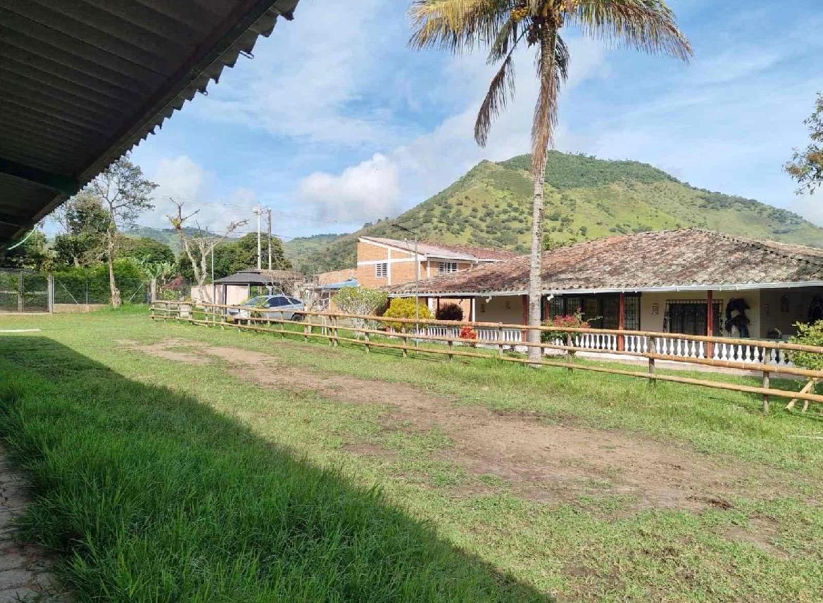 Venta de Finca en el Dovio - Imagen 22