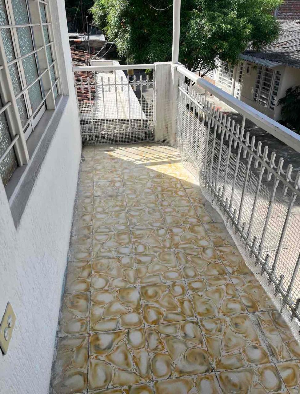 venta de casa en Tuluá valle barrio la esperanza piso 2 con terraza - Imagen 4
