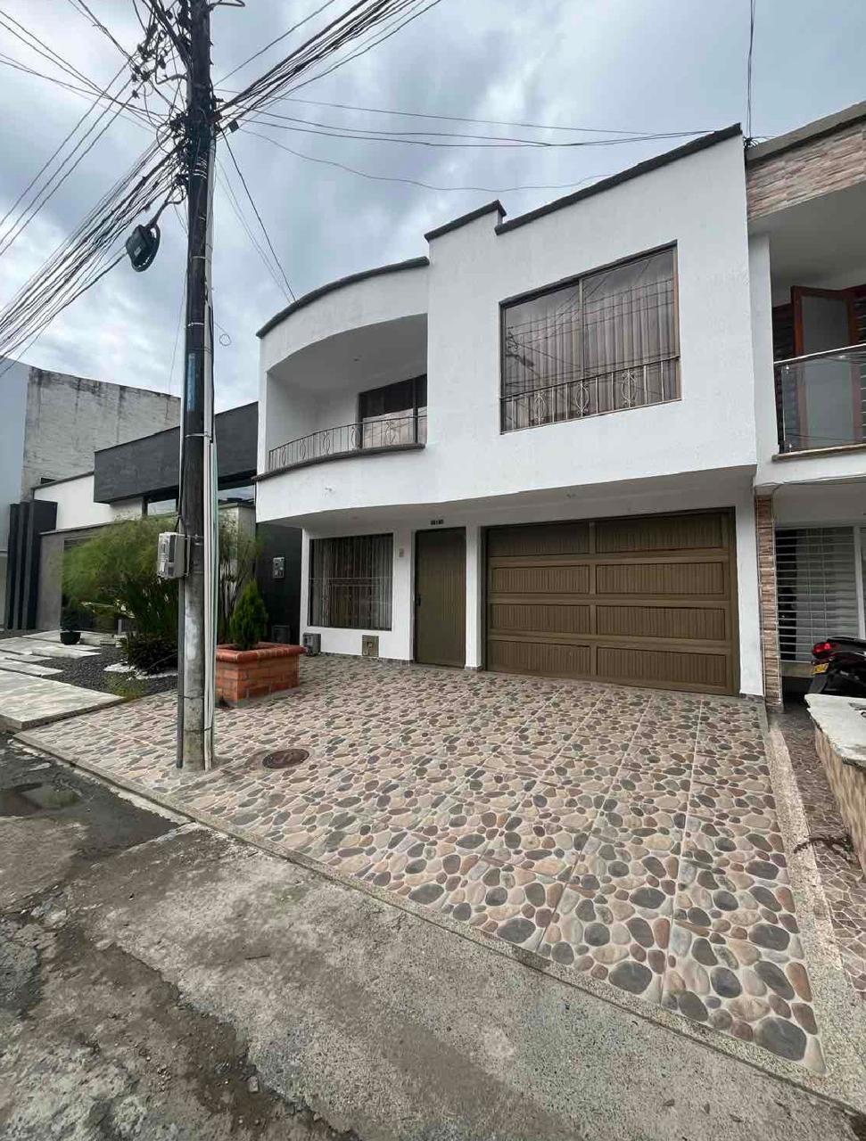 venta de casa en Cartago valle urbanización torres molinos