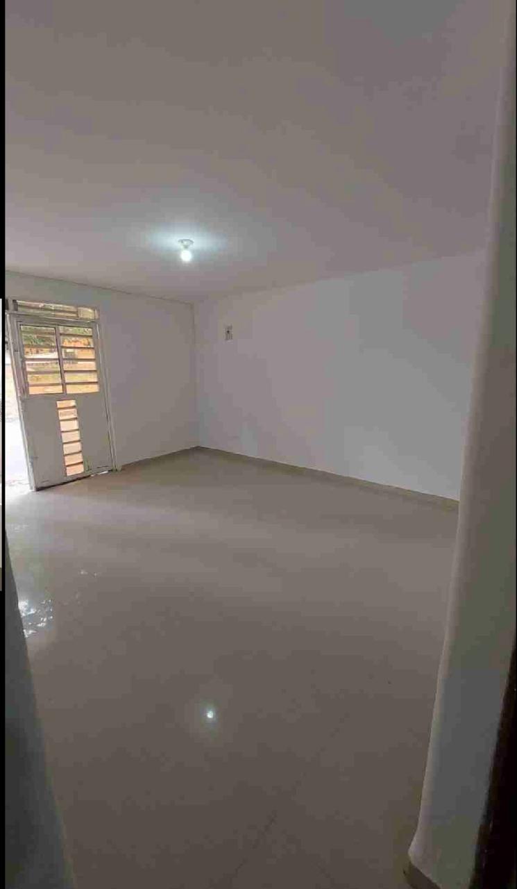 Venta de casa multifamiliar en Tuluá barrio Tomas Uribe - Imagen 17