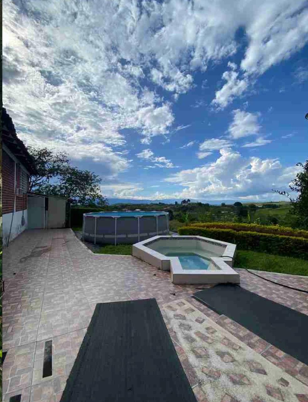 Venta de casa campestre en Tuluá Valle Corregimiento de La Iberia Area 5.273 Mt² - Imagen 4