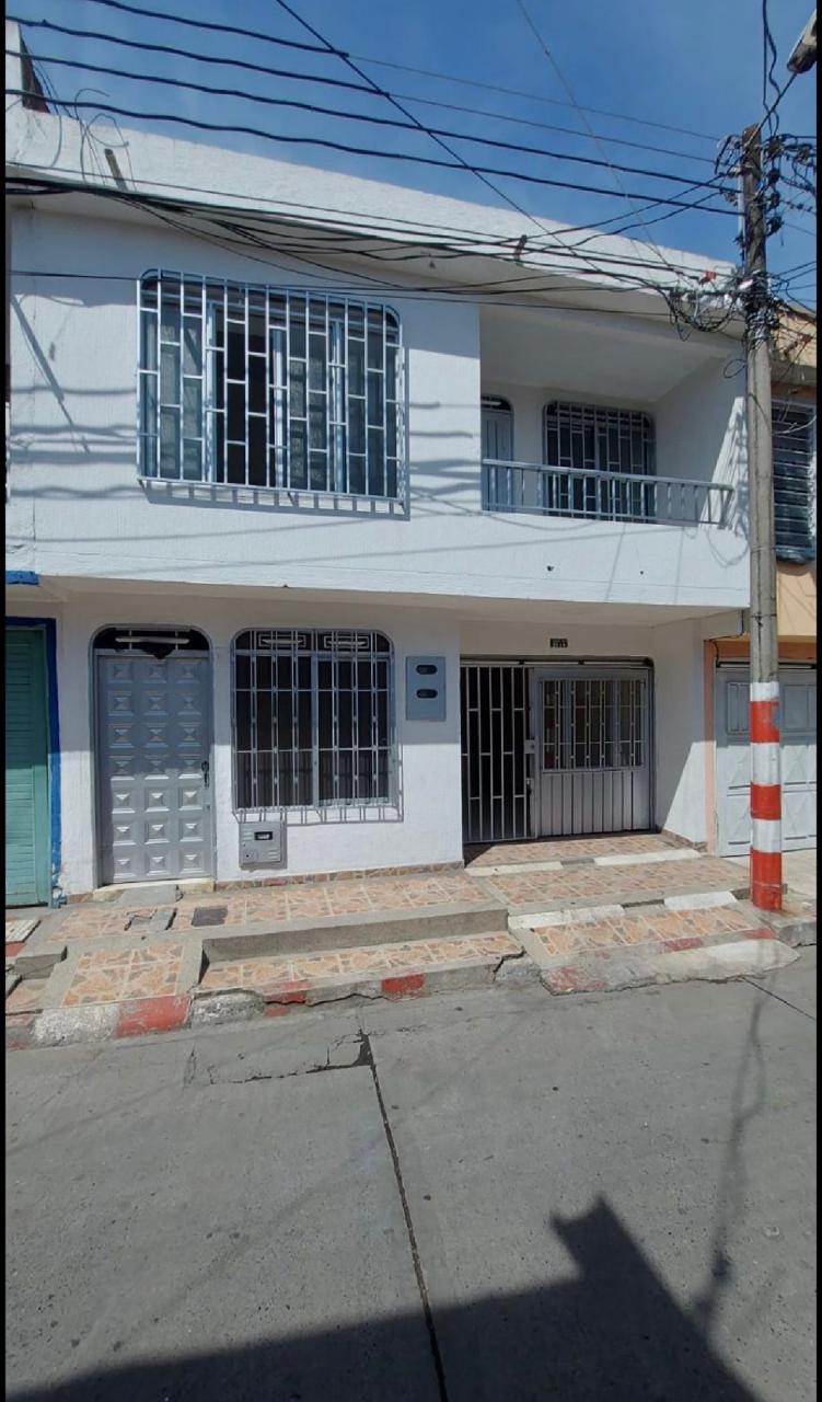 Venta de Casa Bifamiliar en Tuluá valle barrio Samán del Norte