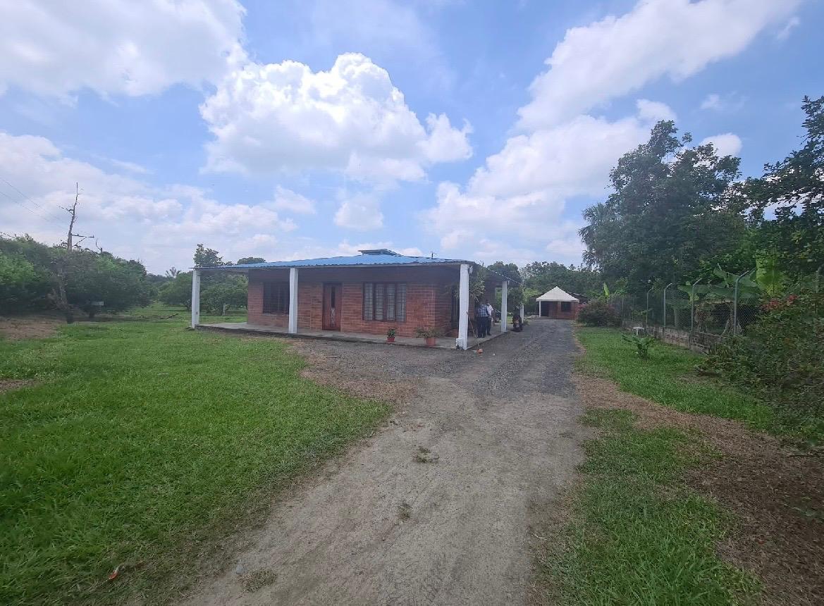 Venta de finca en Andalucia Valle Zabaletas AREA 8.579 Mt² - Imagen 2