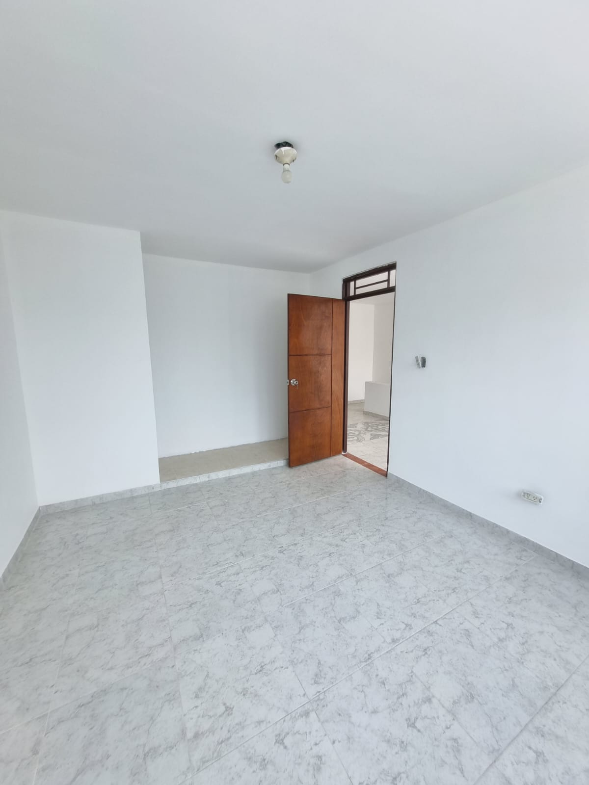 ¡Casa en alquiler en el barrio Peñaranda – Piso 2, Tuluá!** ✨🏡 - Imagen 6