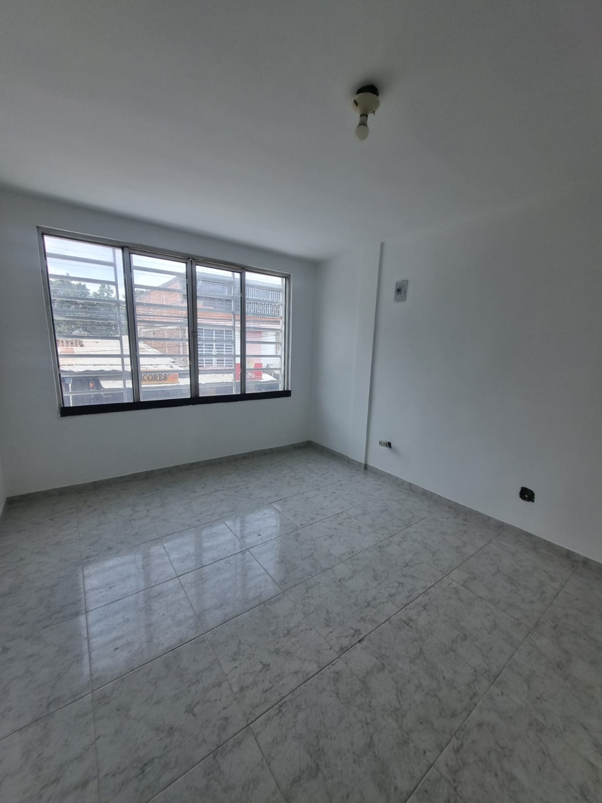 ¡Casa en alquiler en el barrio Peñaranda – Piso 2, Tuluá!** ✨🏡 - Imagen 7