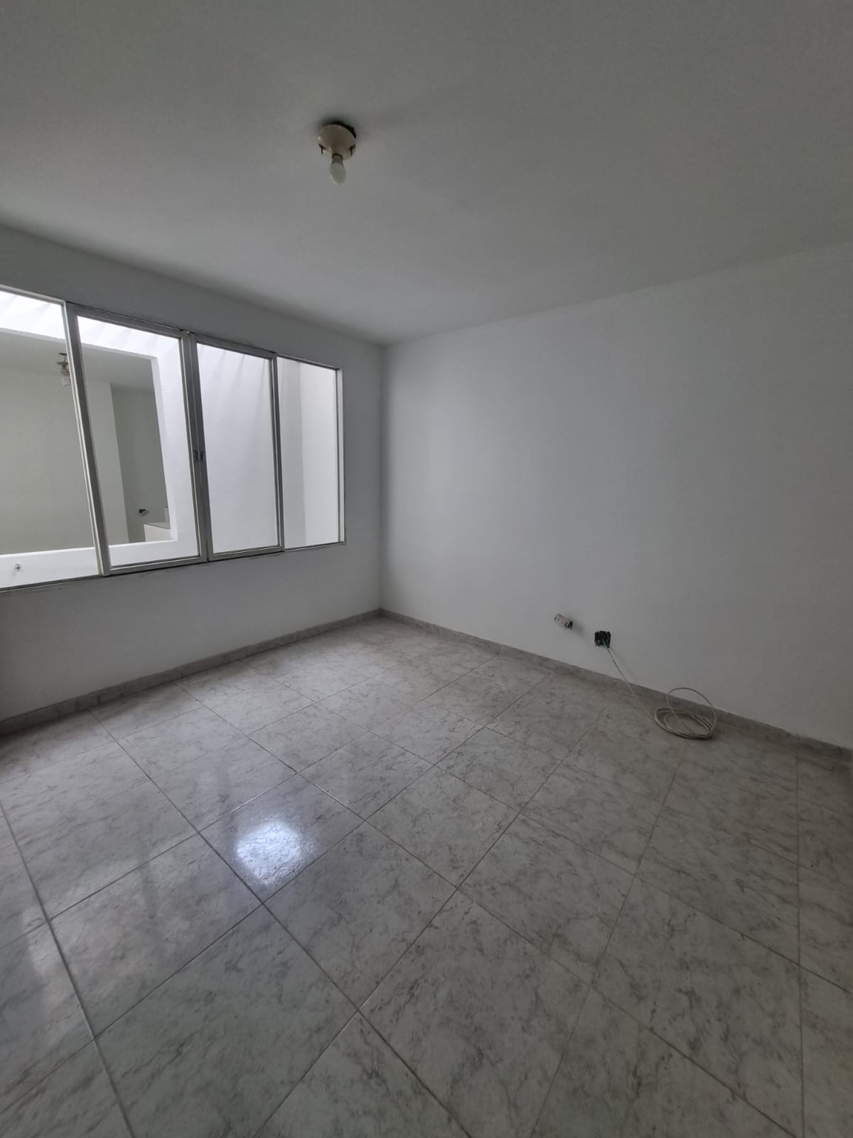 ¡Casa en alquiler en el barrio Peñaranda – Piso 2, Tuluá!** ✨🏡 - Imagen 9