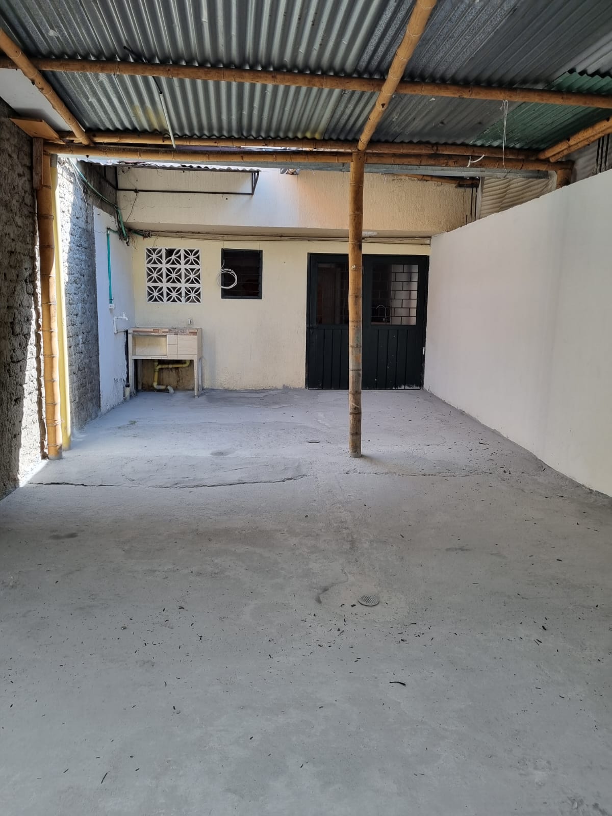 ¡Casa con local en alquiler en el barrio Tomás Uribe – Tuluá!* - Imagen 4