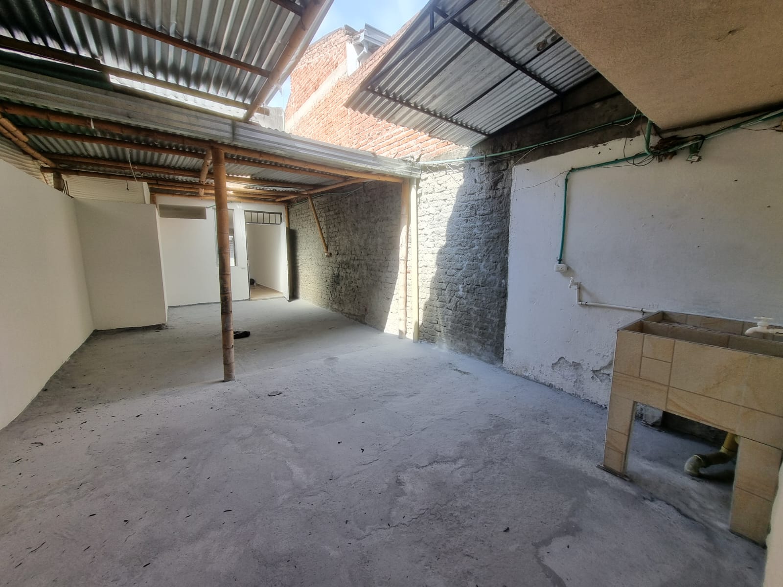 ¡Casa con local en alquiler en el barrio Tomás Uribe – Tuluá!* - Imagen 5