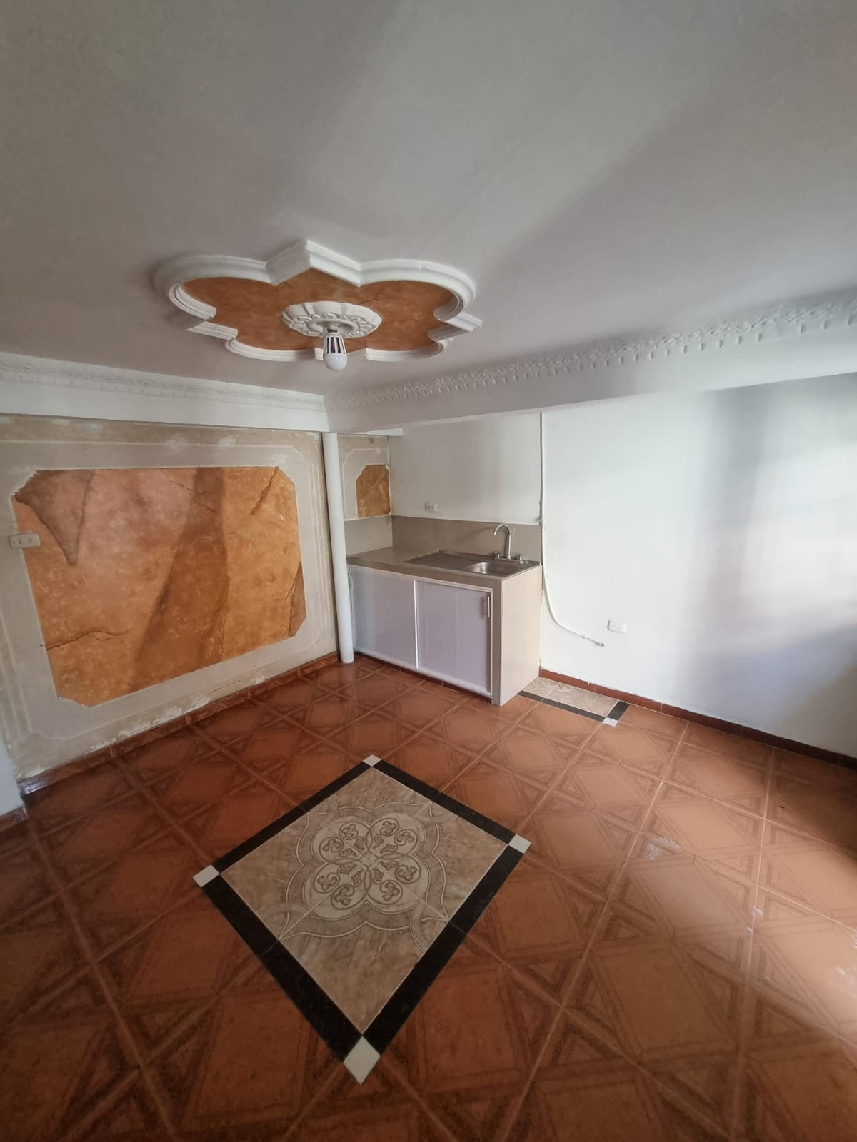 ¡Casa con local en alquiler en el barrio Tomás Uribe – Tuluá!* - Imagen 7