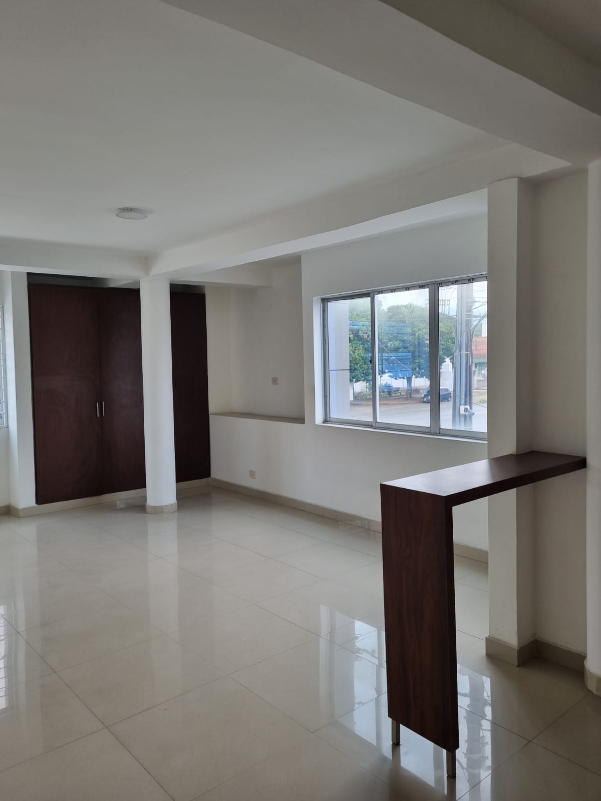 🏢✨ **APARTAESTUDIO U OFICINA EN ALQUILER – FRENTE A LA CLÍNICA MARÍA ÁNGEL** - Imagen 6