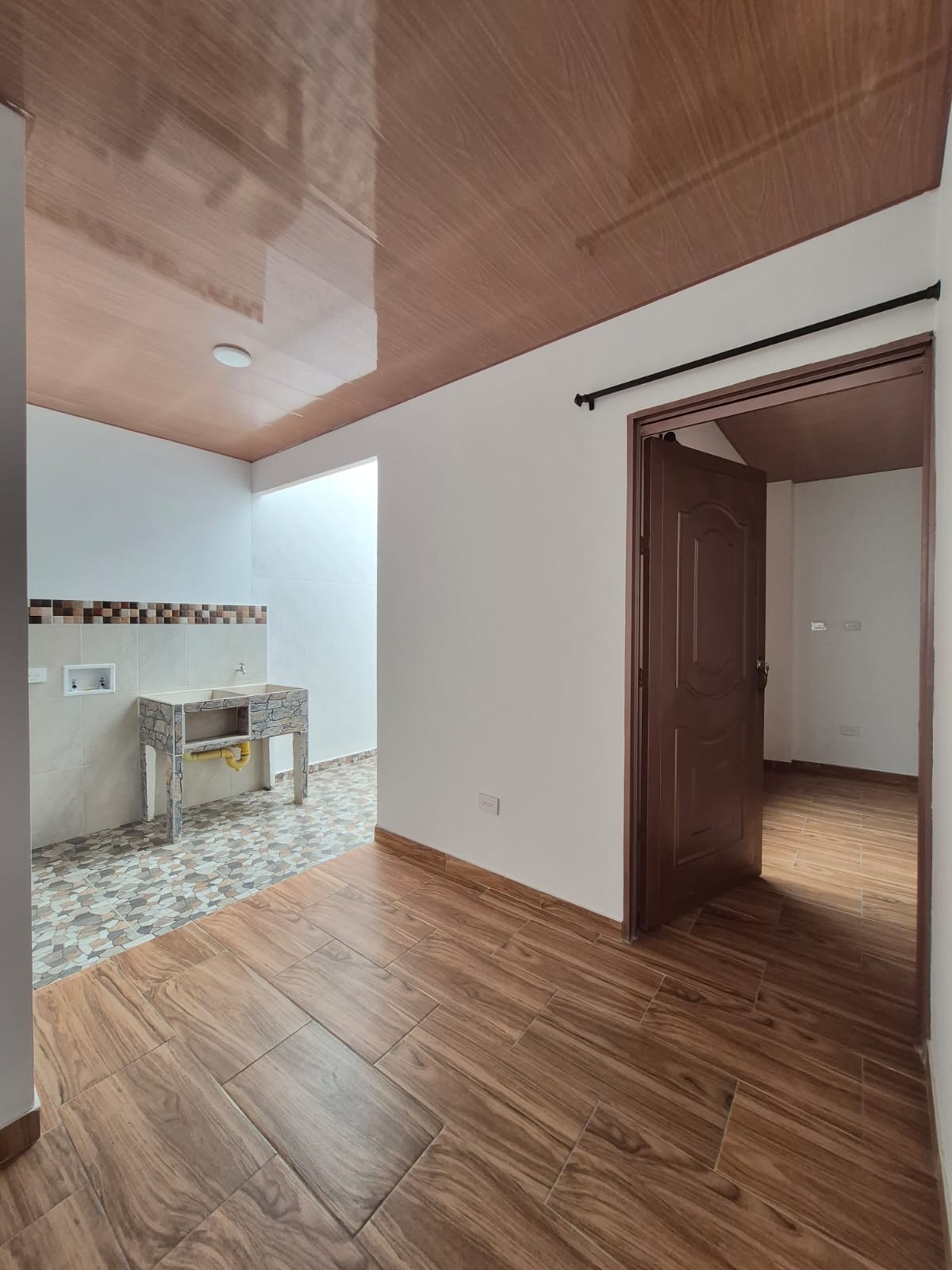 Apartaestudio en arriendo – Barrio Porvenir PISO 3 - Imagen 6