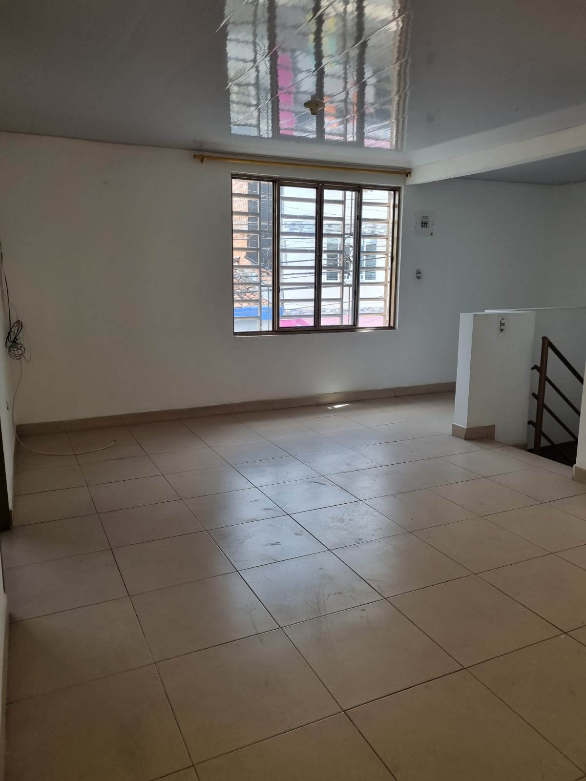 APARTAESTUDIO EN ARRIENDO – BARRIO TOMÁS URIBE** - Imagen 2