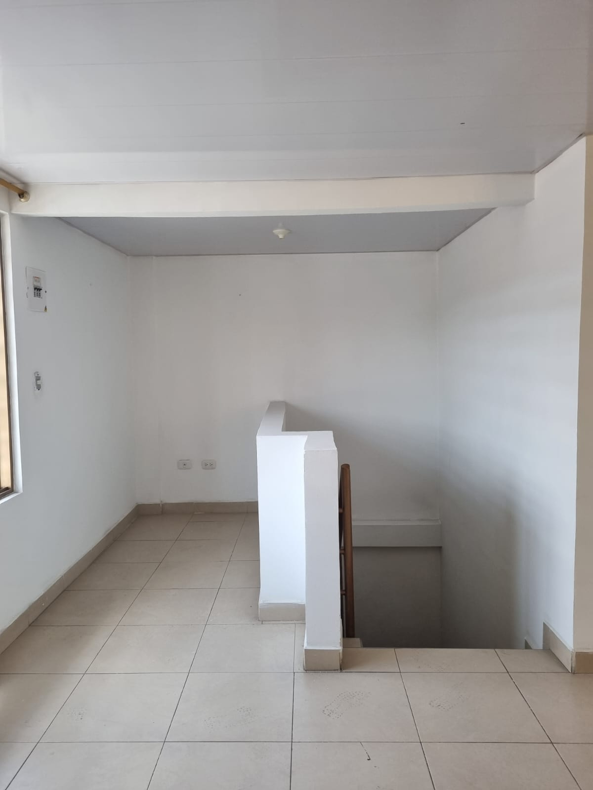 APARTAESTUDIO EN ARRIENDO – BARRIO TOMÁS URIBE** - Imagen 3