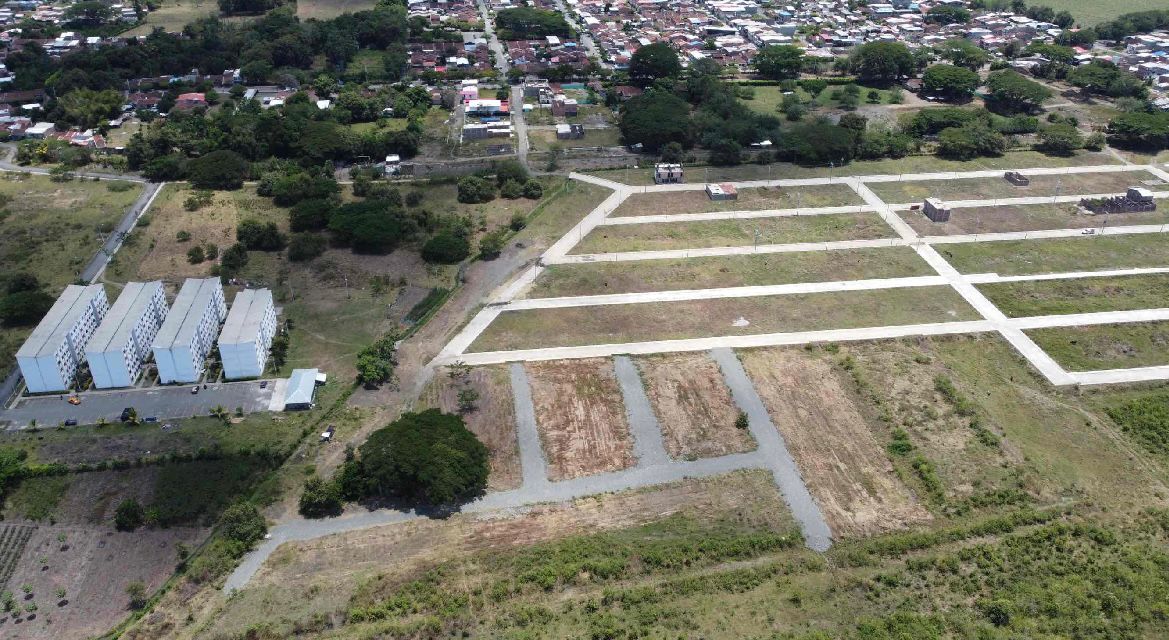 Venta de Lotes urbanos en bugalagrande con vías pavimentadas y urbanismo completo – Financiación hasta 7 años - Imagen 4