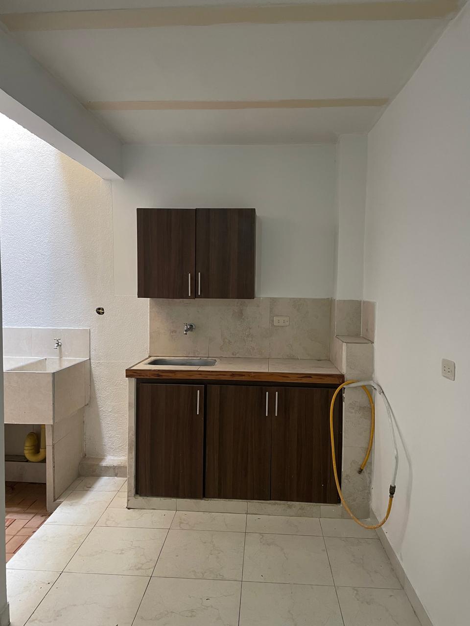 Alquiler de apartamento barrio Salesianos - Imagen 3