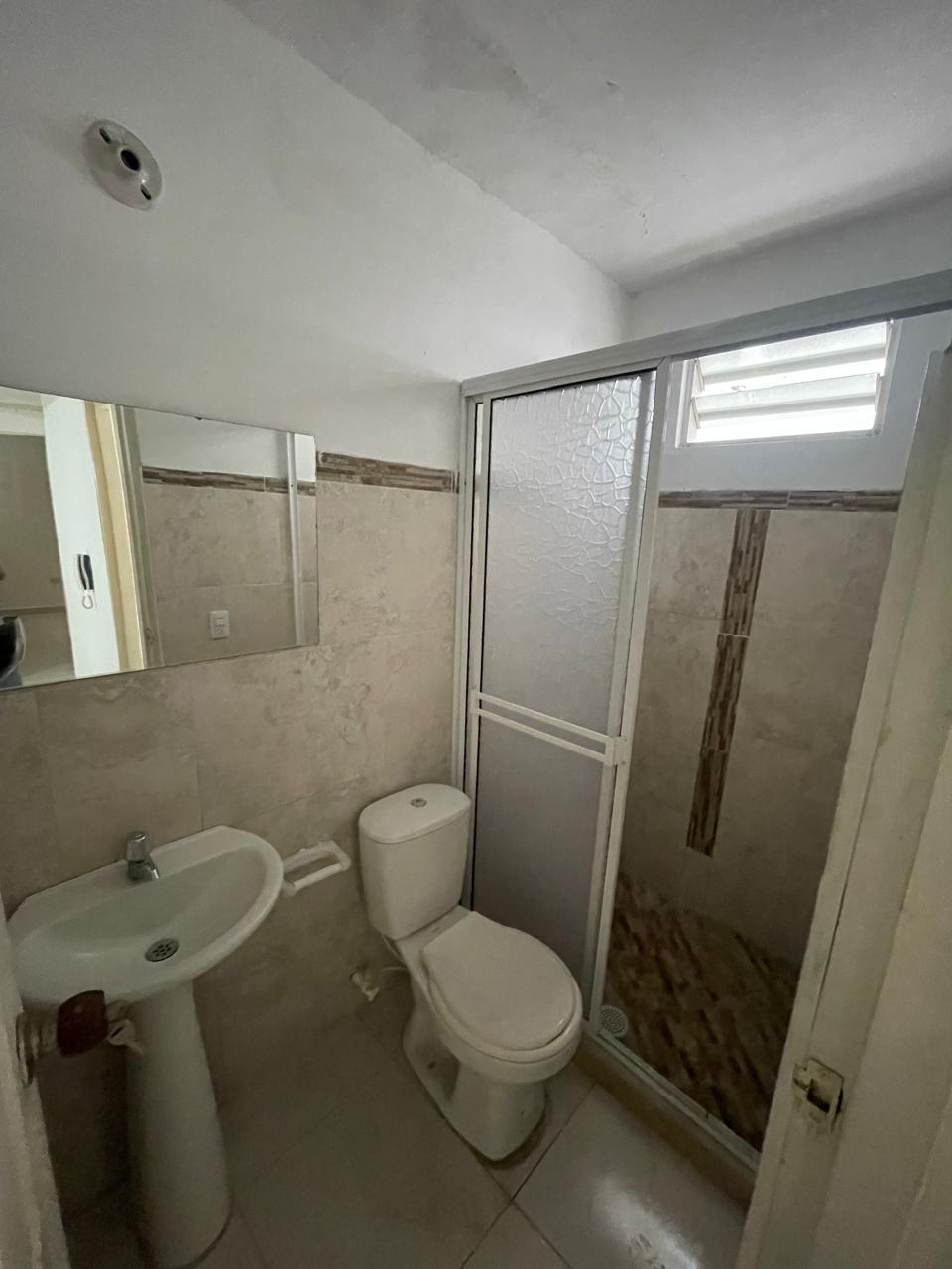 Alquiler de apartamento barrio Salesianos - Imagen 6