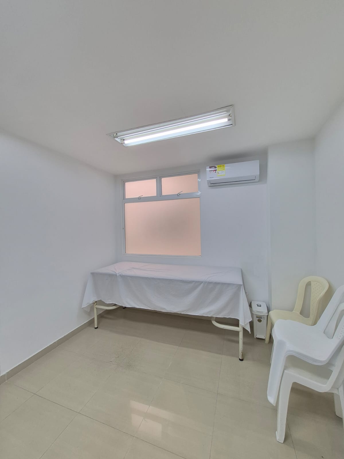 Arrendamiento en Tuluá Valle de consultorio y/o oficina sector salud. - Imagen 6