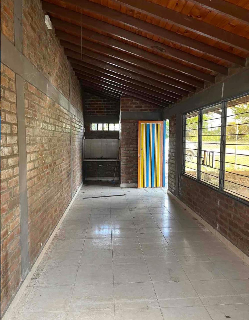Venta de local o bodega comercial sobre la 40 de Tuluá valle - Imagen 8