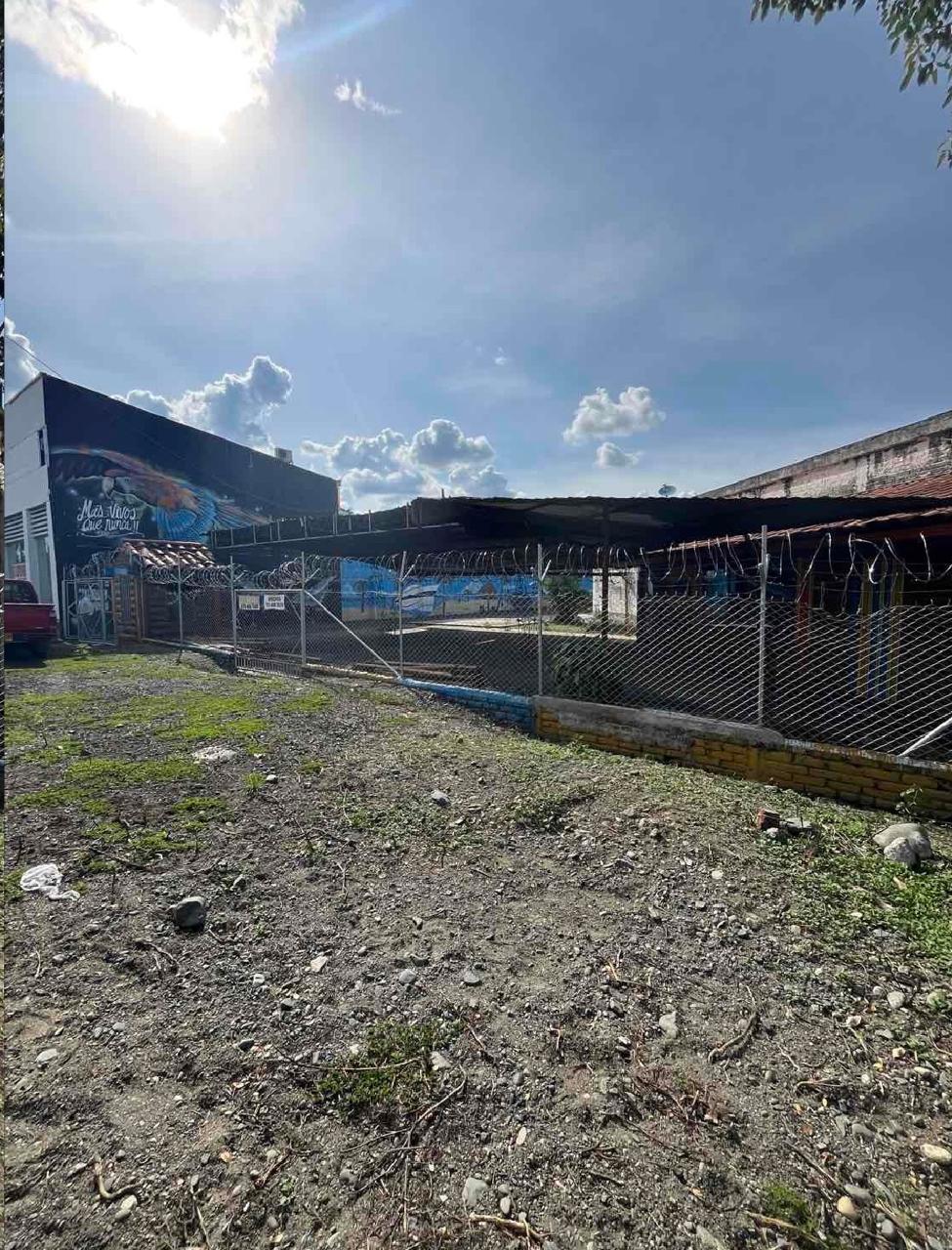 Venta de local o bodega comercial sobre la 40 de Tuluá valle - Imagen 11