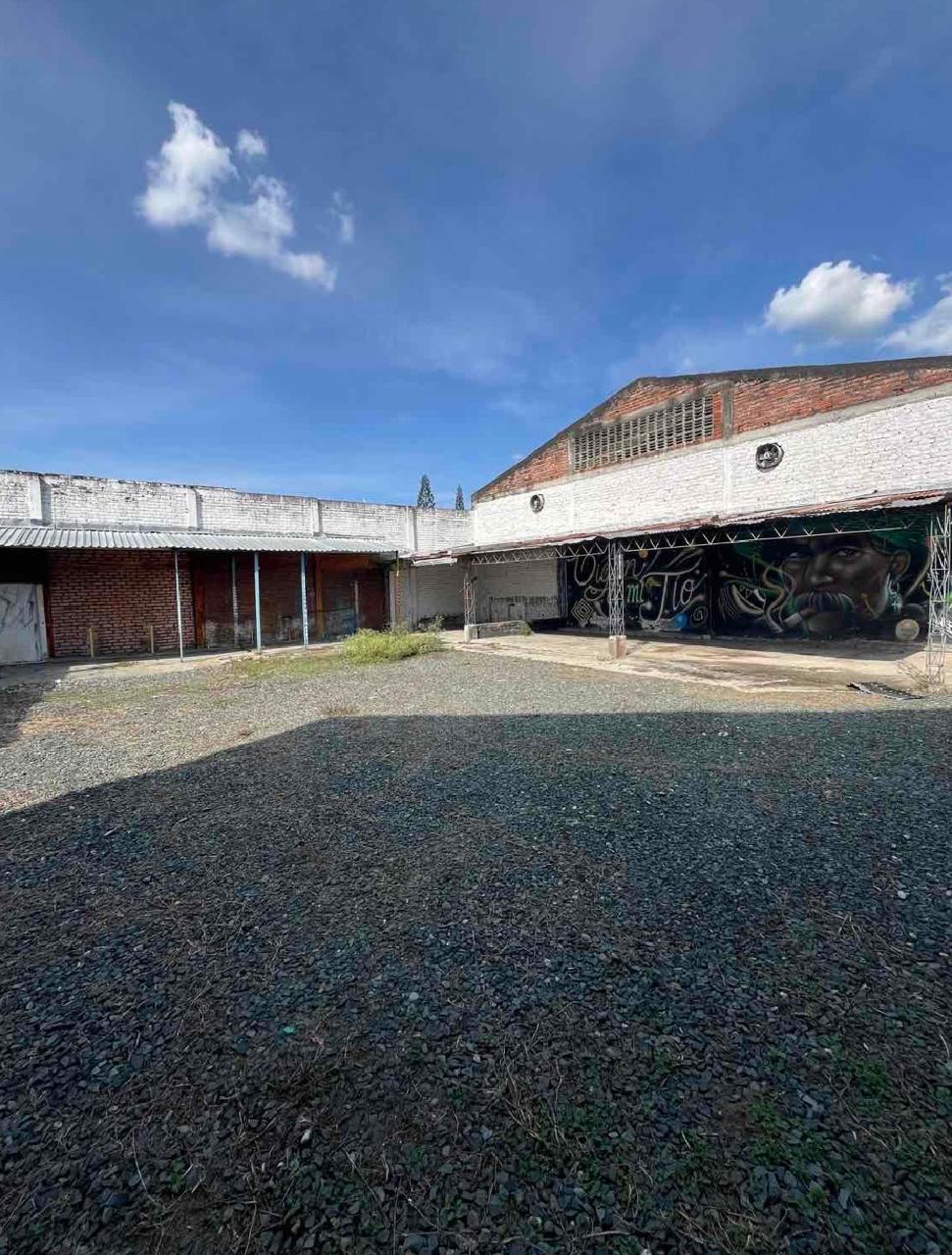 Venta de local o bodega comercial sobre la 40 de Tuluá valle - Imagen 14