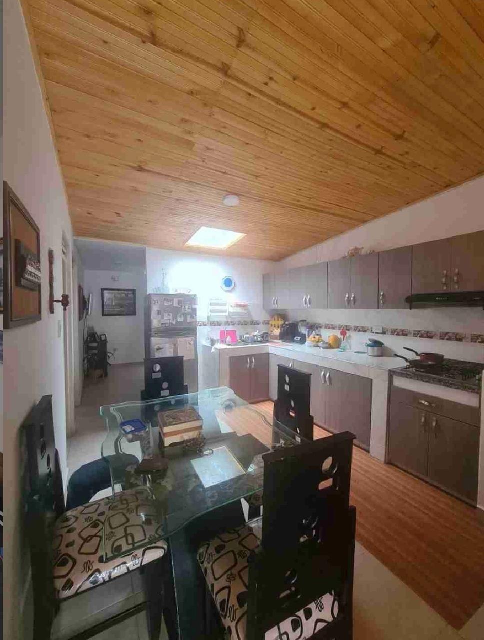 venta de casa en Tuluá barrio 7 de agosto 2 CASAS INDEPENDIENTES - Imagen 2