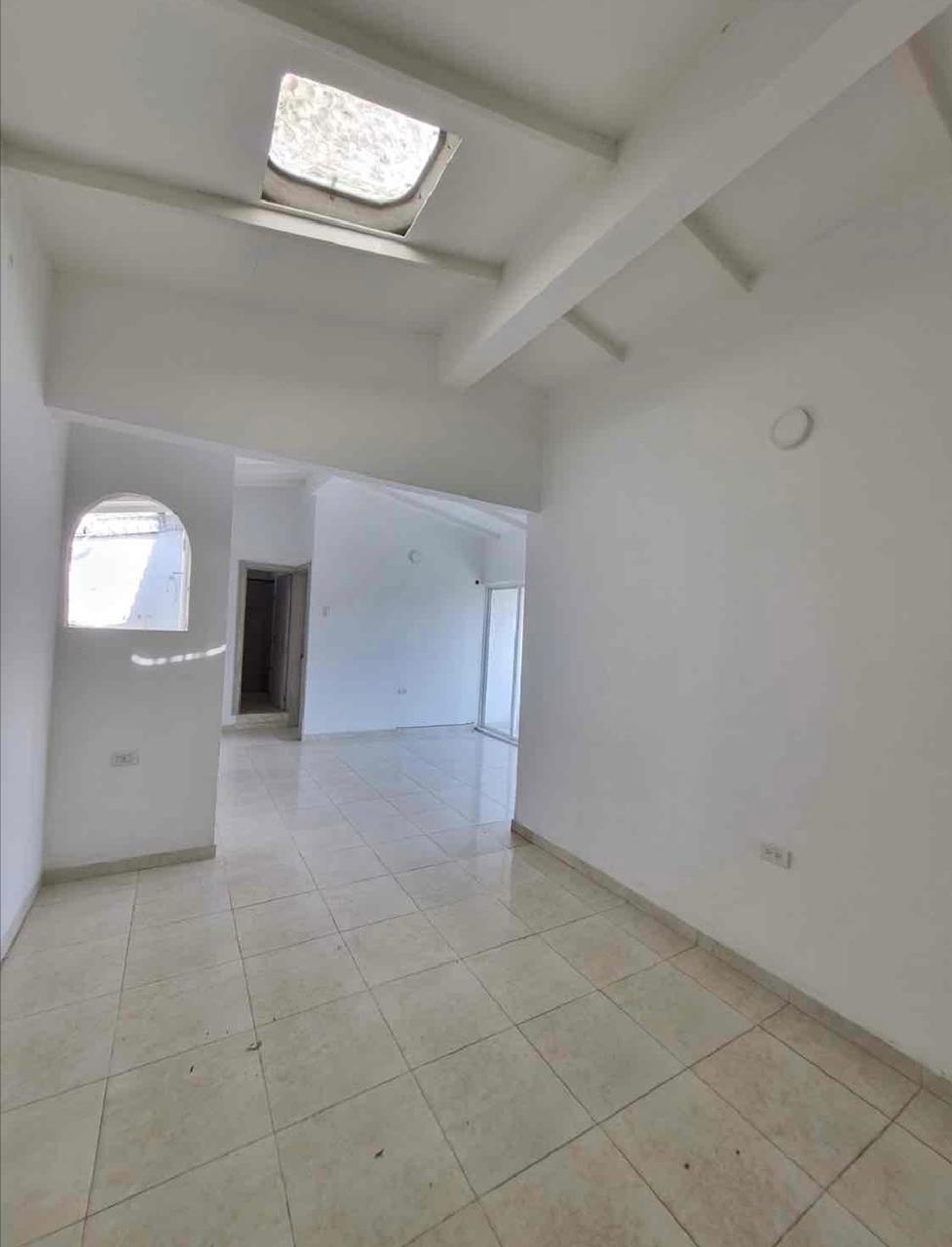 Venta de casa multifamiliar en Tuluá valle barrio Maracaibo esquinera - Imagen 5