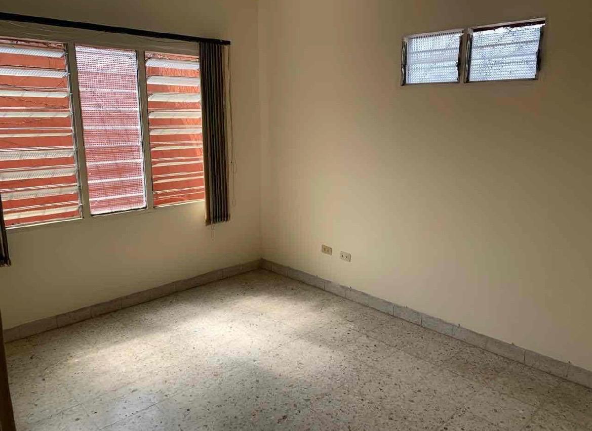venta de casa y bodega en Tuluá Valle sector centro - Imagen 3