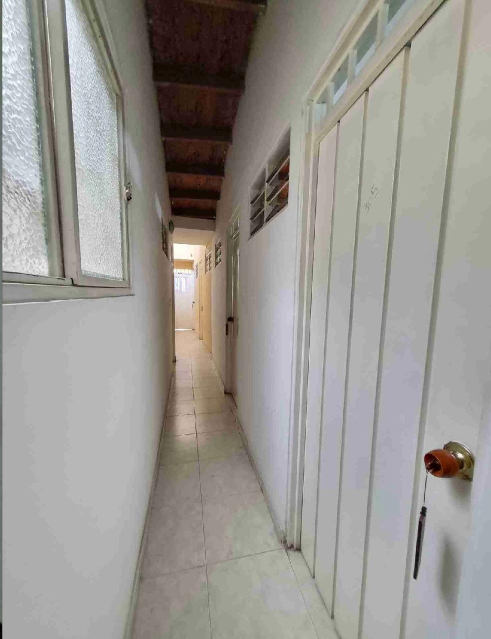 Venta de hotel con apartamento y local en Tuluá Valle del Cauca barrio Centro - Imagen 4