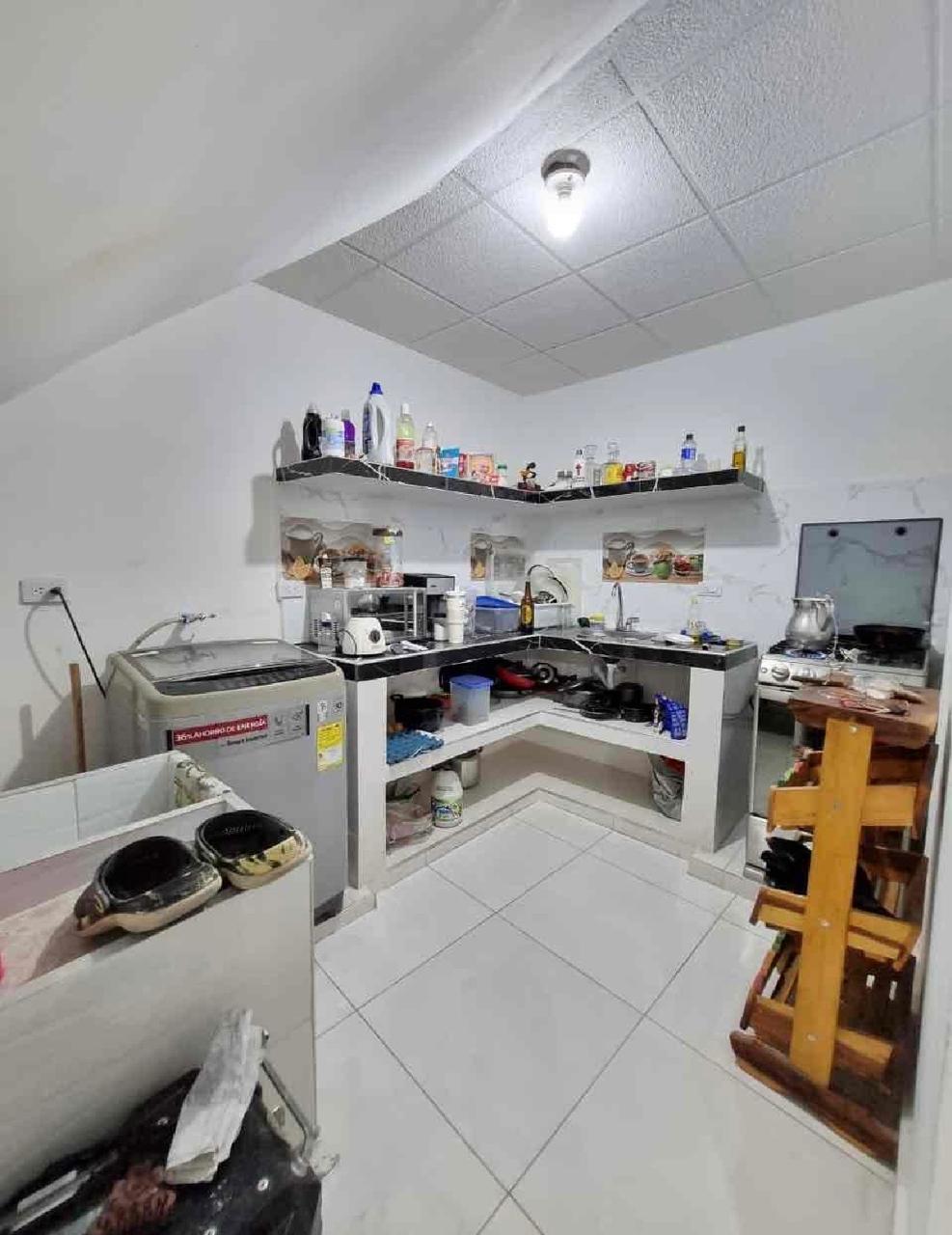 Venta de casa en Tuluá valle Multifamiliar 6 rentas barrio esperanza propiedae esquinera