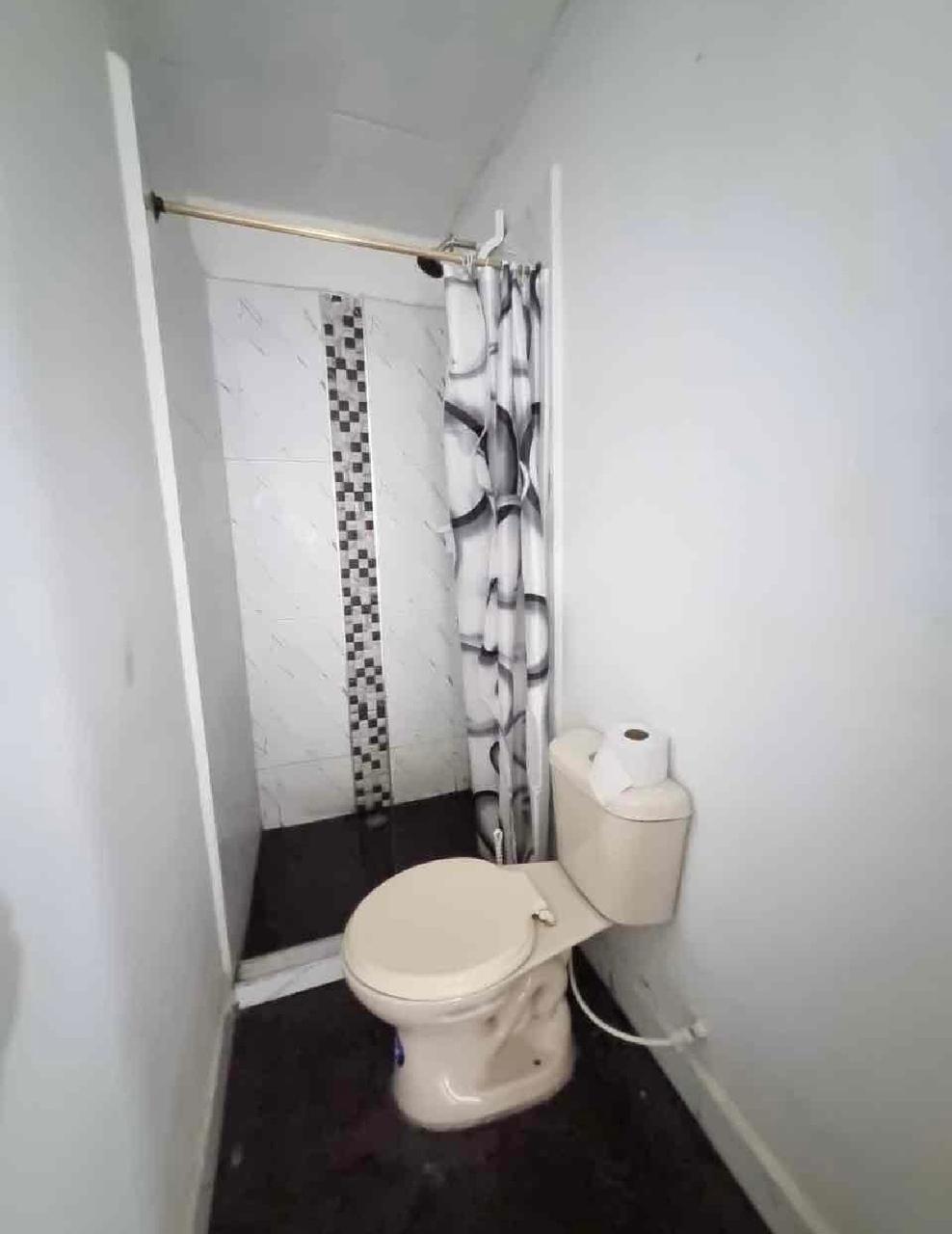 Venta de casa en Tuluá valle Multifamiliar 6 rentas barrio esperanza propiedae esquinera - Imagen 2
