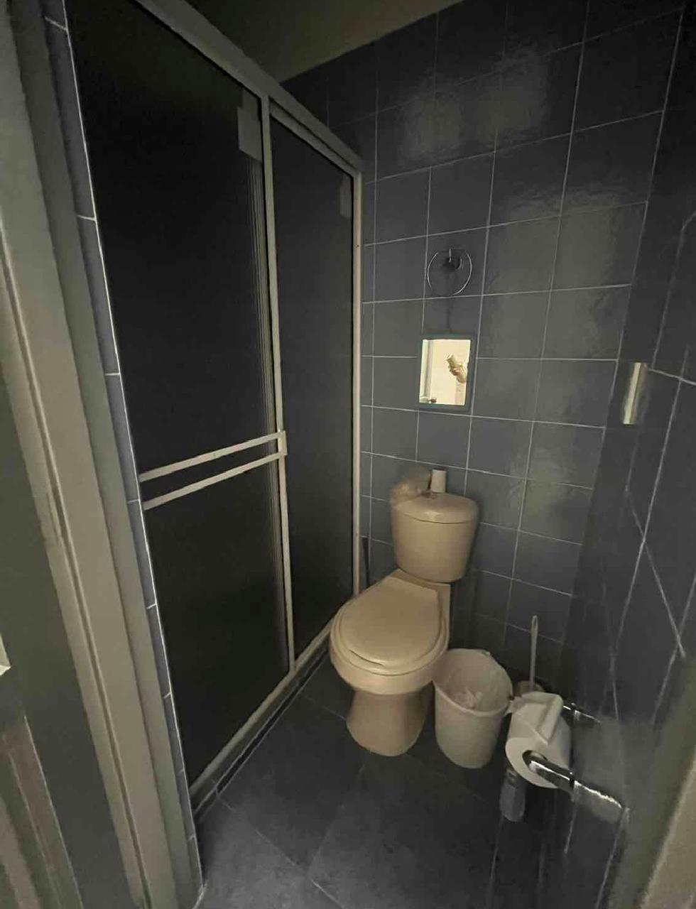 venta en Tuluá valle de dos apartamentos de tres habitaciones y bodega barrio centro - Imagen 2