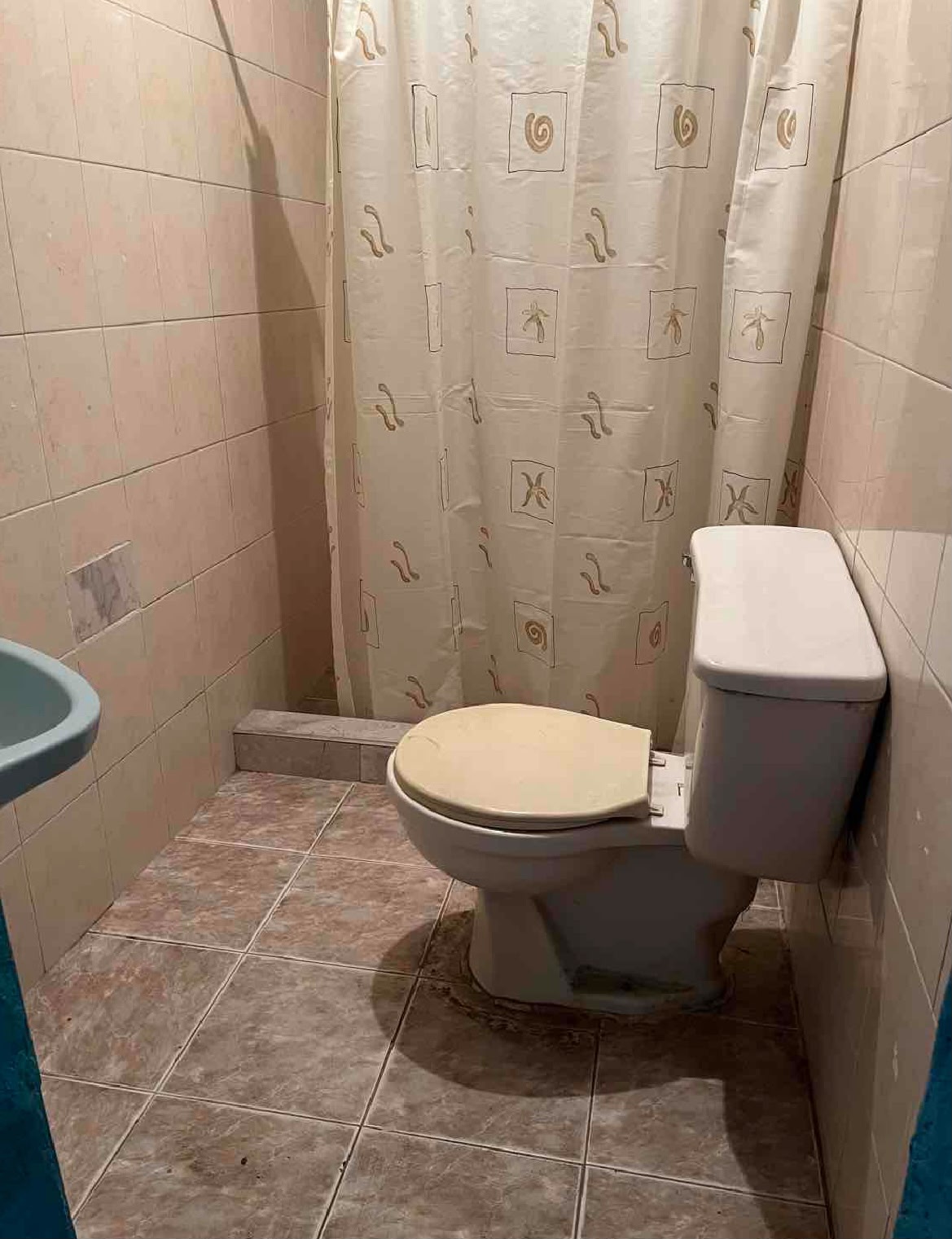 venta de casa Unifamiliar dos pisos más terraza en Tuluá valle barrio bosques de Maracaibo Call vehicular - Imagen 6