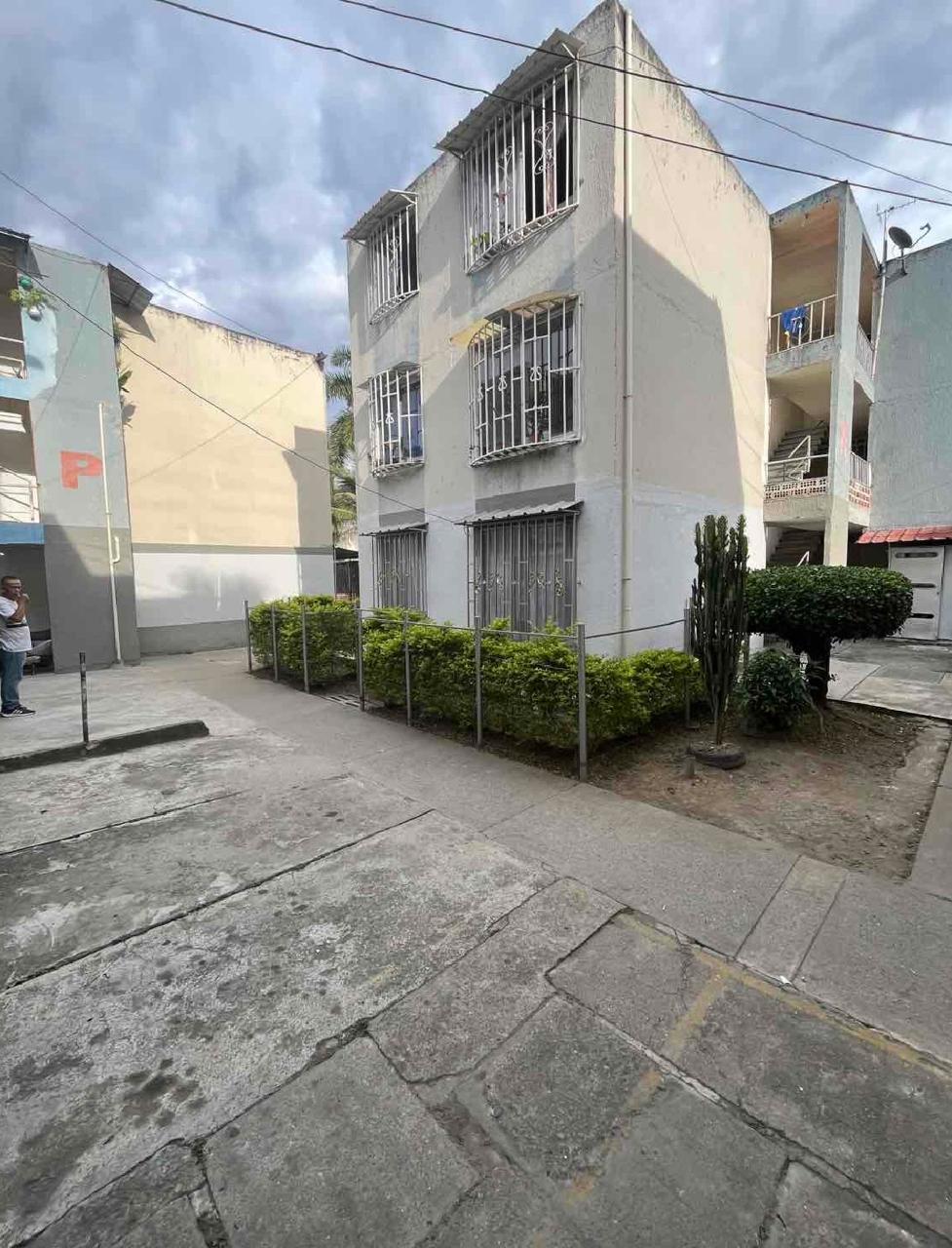 venta de apartamento en Tuluá valle urbanización bloques de San Luis piso 1