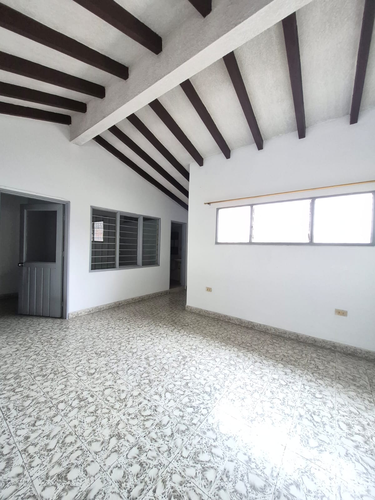 Alquiler de casa en el barrio Tomás Uribe – Tuluá - Imagen 9