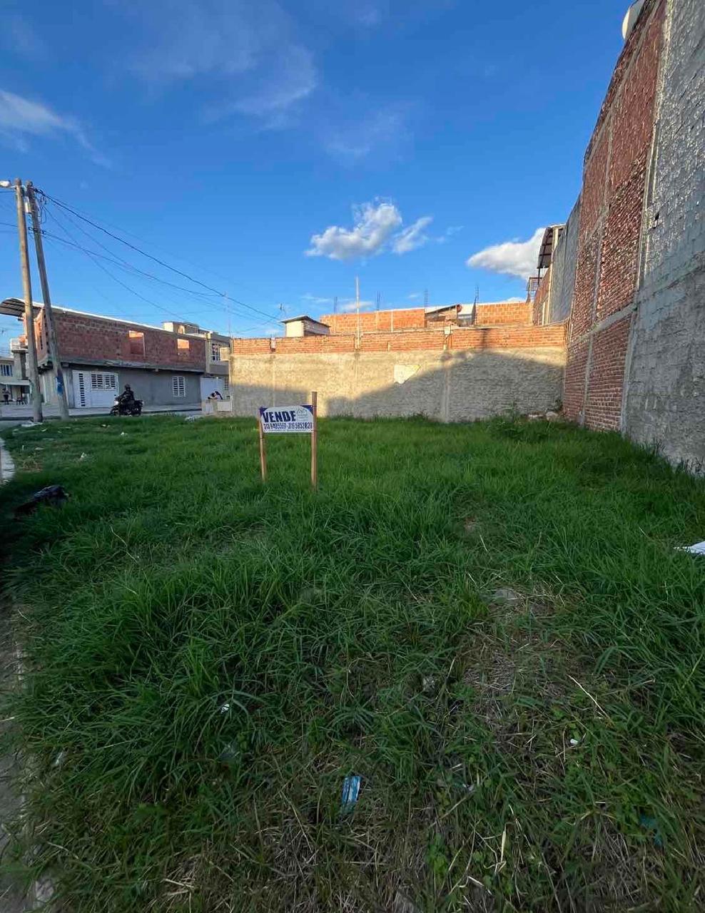 venta de lote esquinero en Tuluá valle barrio Santa Inés